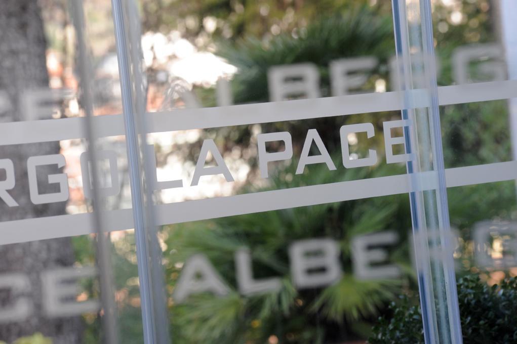 Albergo La Pace Segni Eksteriør bilde