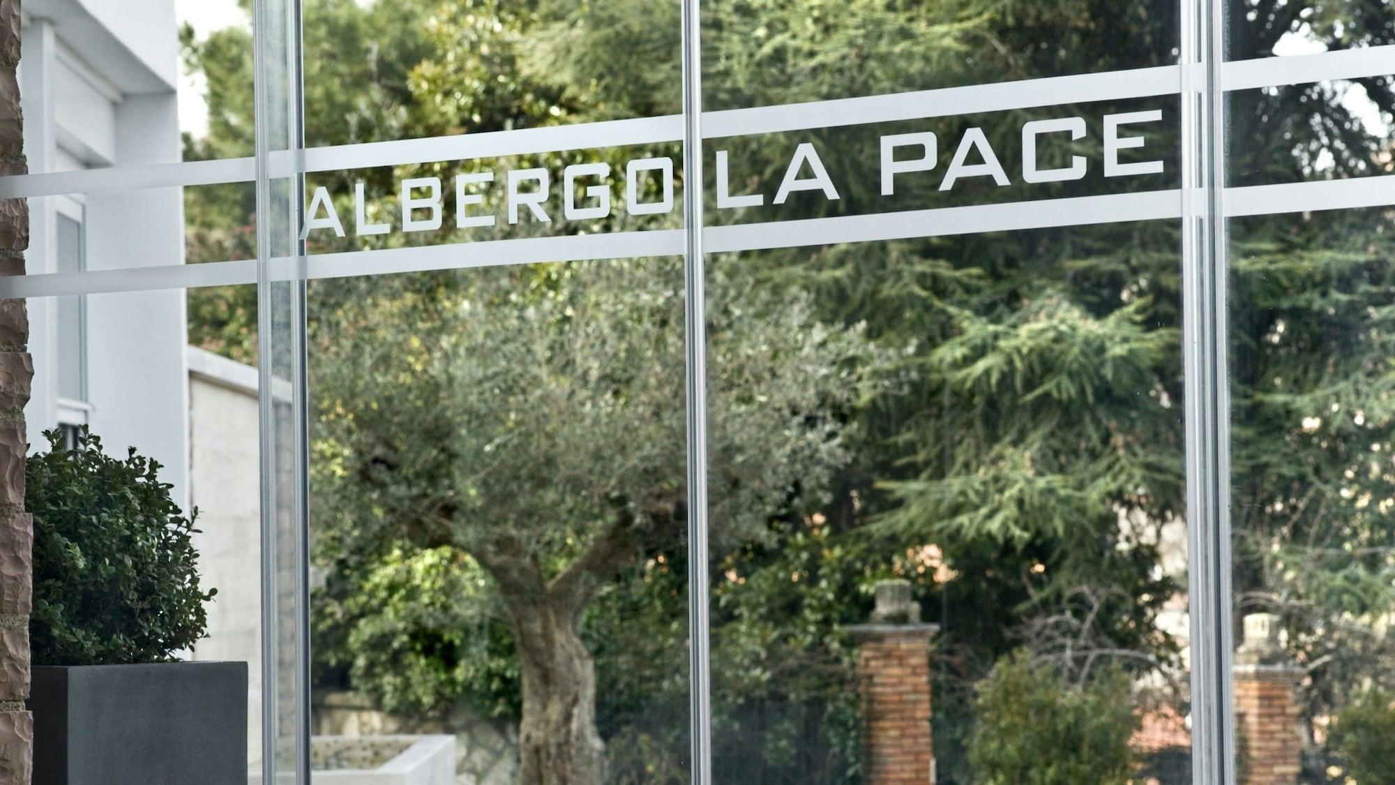 Albergo La Pace Segni Eksteriør bilde
